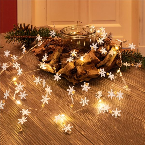 10er LED-Silberdraht-Lichterkette "Schneeflocken"