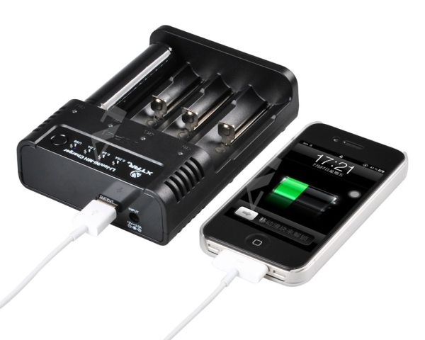 Xtar MX4 Ladegerät für 1.5V Li-Ion + 3.7V, Ni-MH, LiFePO4 Akkus