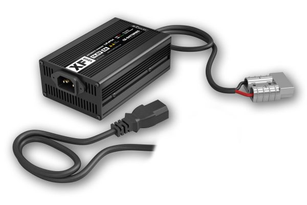 XF1205 Automatik 12V 5A LiFePO4 Ladegerät mit Anderson SB50