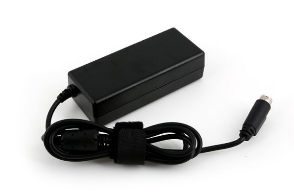 Netzteil für LCD / TFT Monitore 24V 2A 4 Pin Stecker